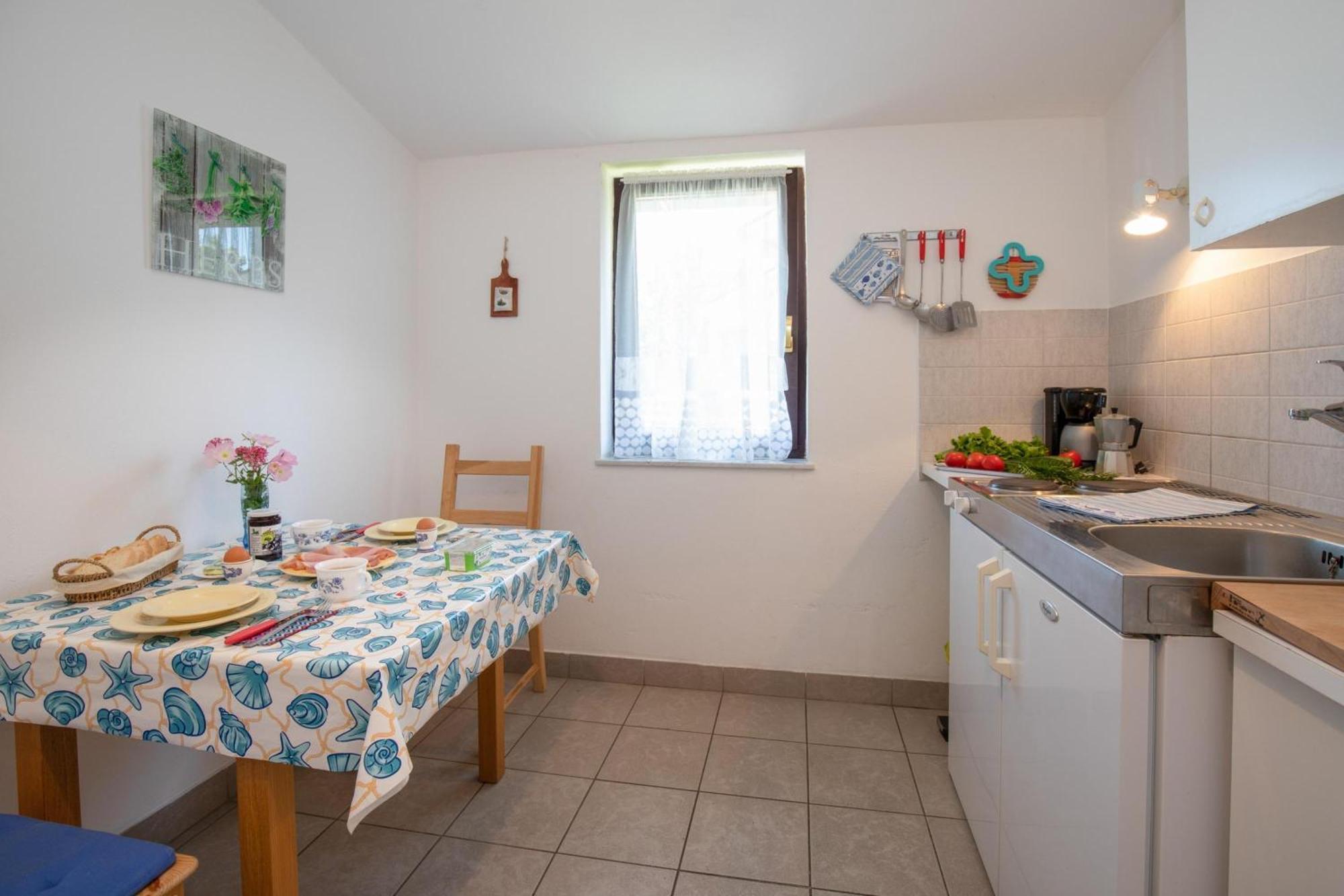 Apartments Brankica Island - Happy Rentals Vantacici Esterno foto