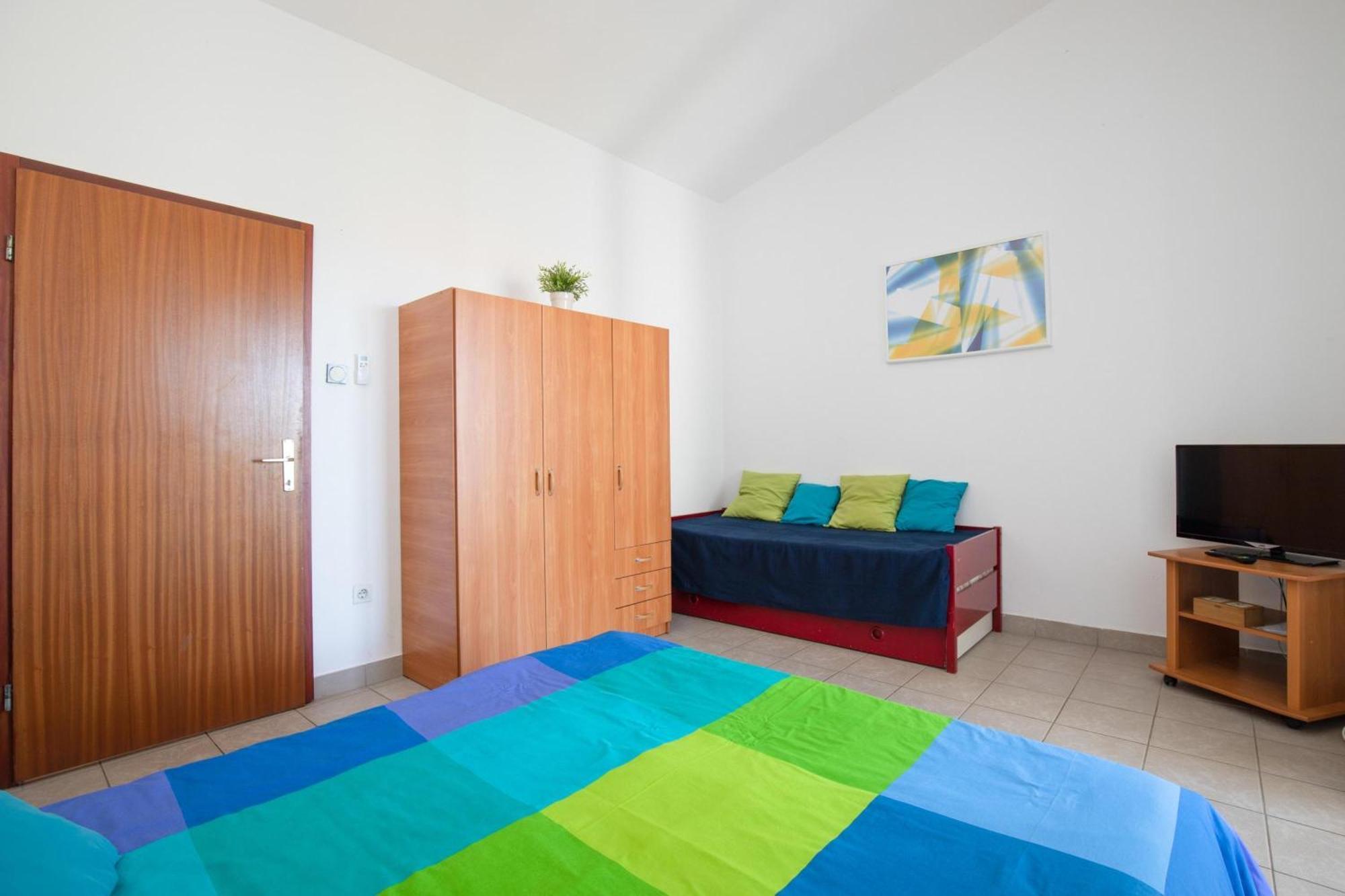 Apartments Brankica Island - Happy Rentals Vantacici Esterno foto